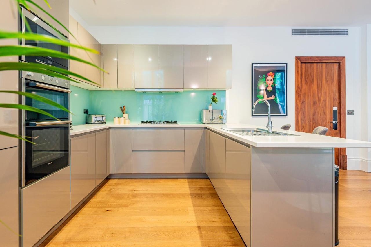 Arcore Premium Rental Shaftesbury Avenue Londýn Exteriér fotografie