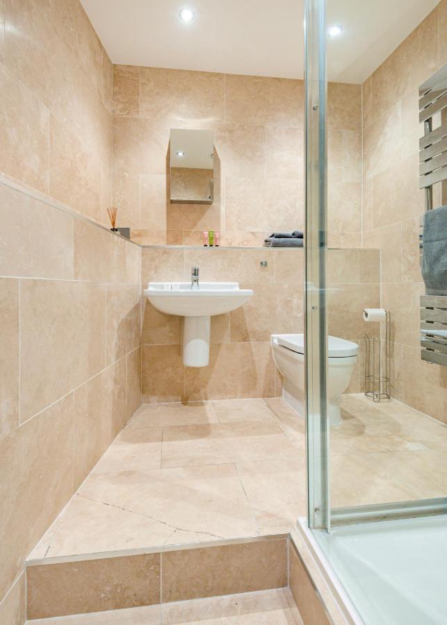 Arcore Premium Rental Shaftesbury Avenue Londýn Exteriér fotografie